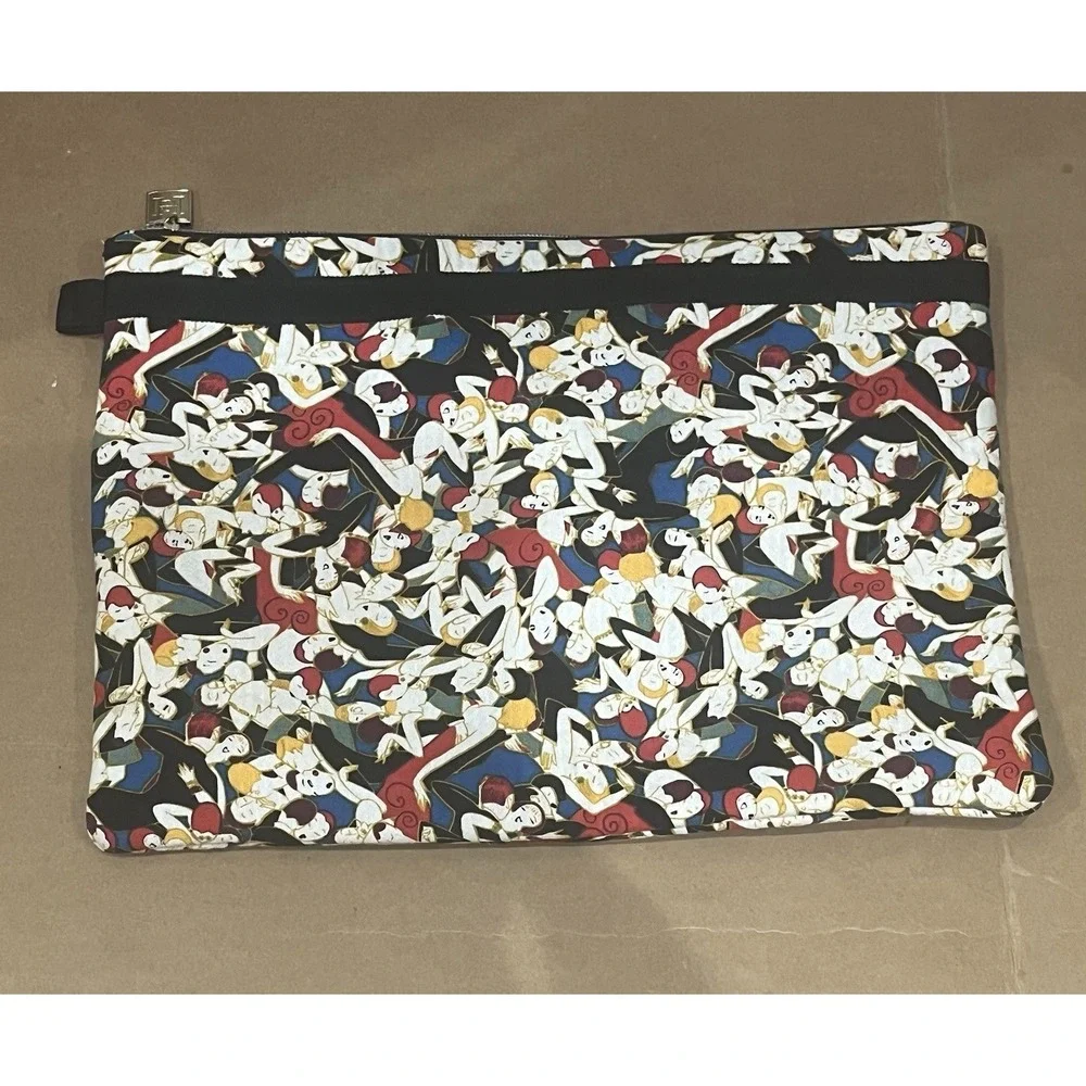 Carolina Herrera Neiman‎ Marcus Multicolor Cosmetics Accessory Travel Bag.